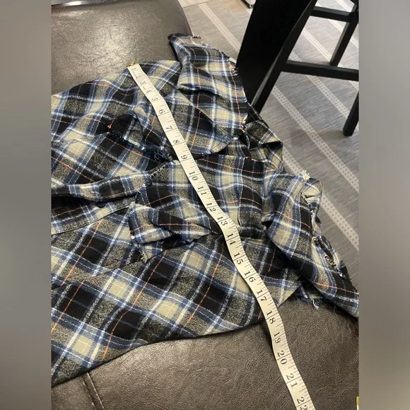 A Shirt Thing plaid flannel ruffle flutter sleeve fitted top M